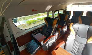 Sewa Hiace Premio Luxury Depok