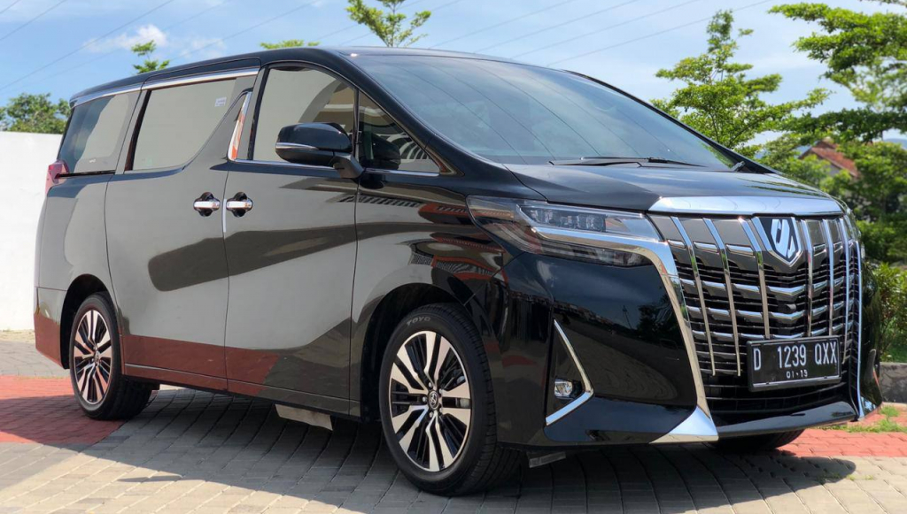Mobil Alphard, Vellfire, dan Transformer