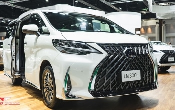Alphard 2020