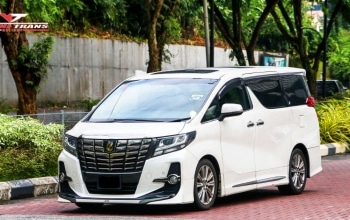 berapa harga mobil Alphard